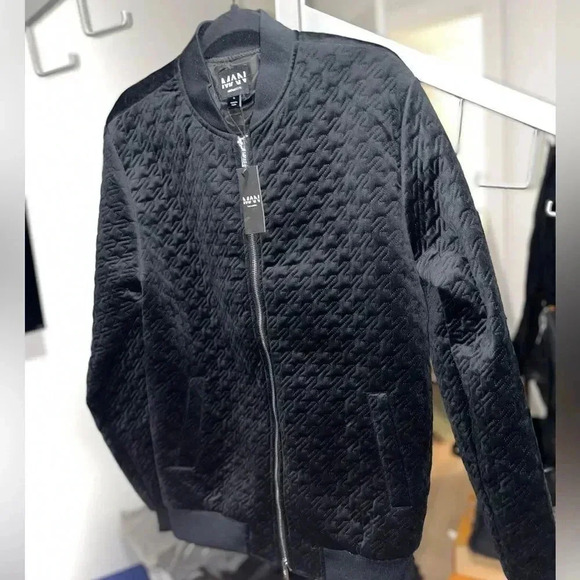 BOOHOO MENS TALL HOUNDSTOOTH QUILTED VELVET BOMBER JACKET BLACK SIZE SMALL - Picture 6 of 15
